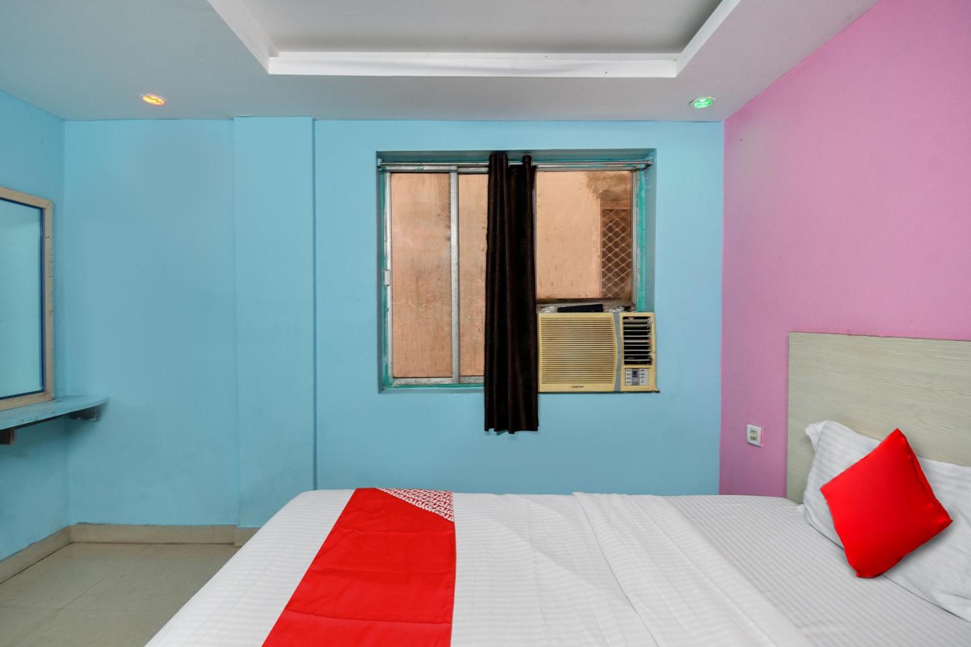 Hotel Oyo Flagship Chandrabindu 3*