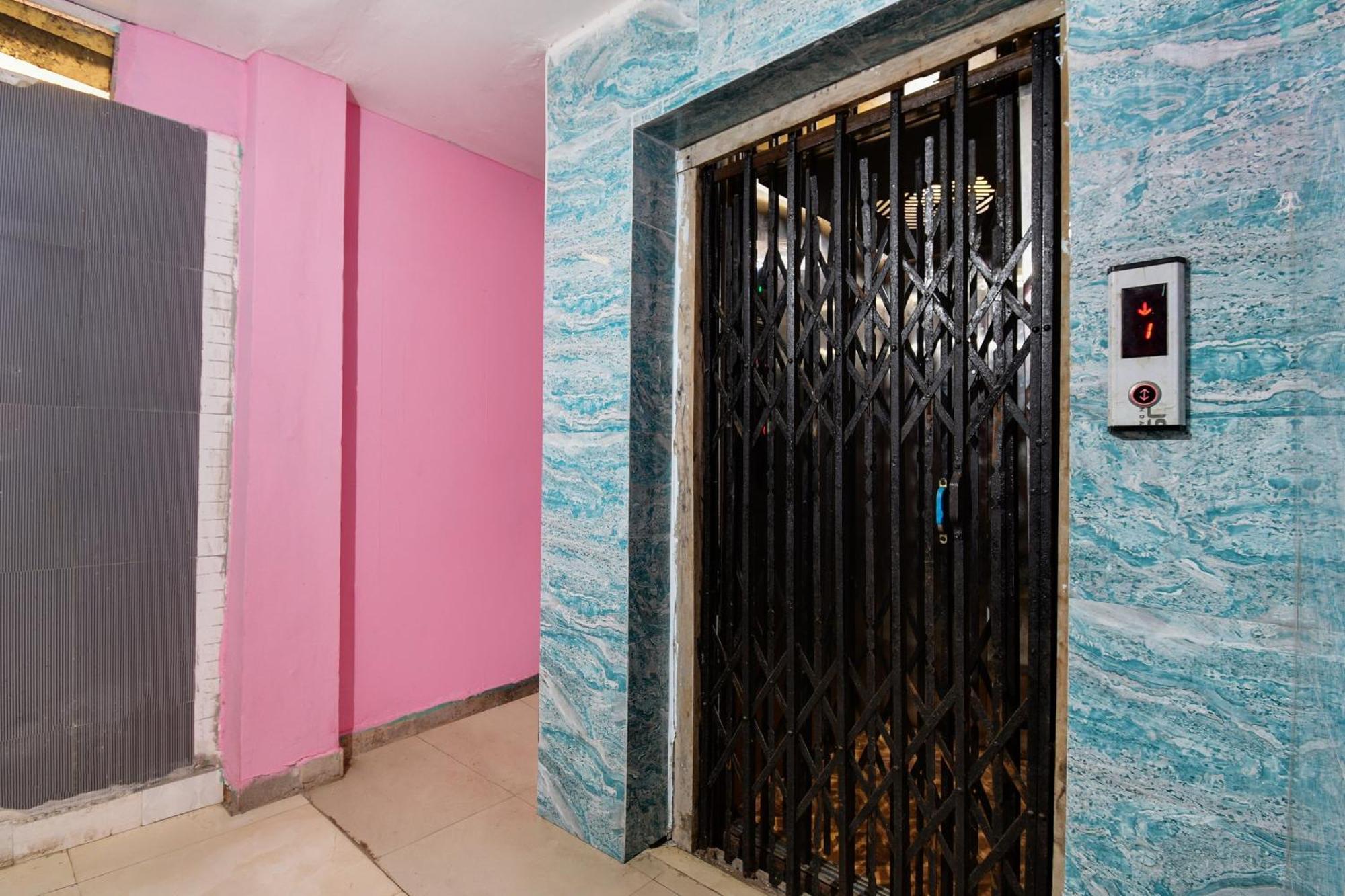 Oyo Flagship Chandrabindu Hotel 3*
